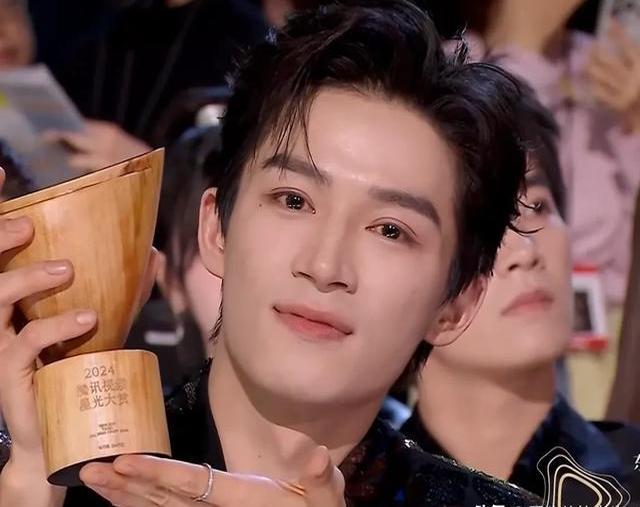 蒂姆新星势不可挡表现惊艳，MAD未来可期！的简单介绍-开云网址